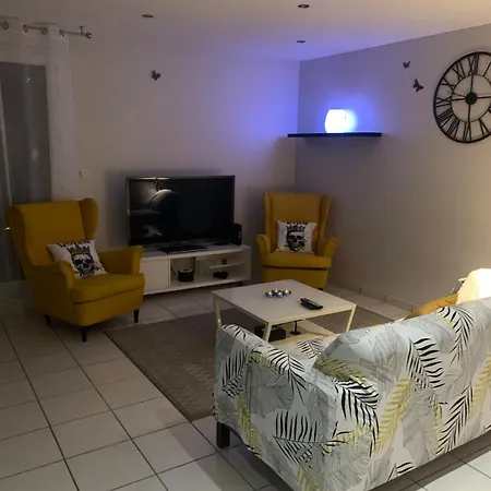 Villa Yellow Vibes - La Montauban
